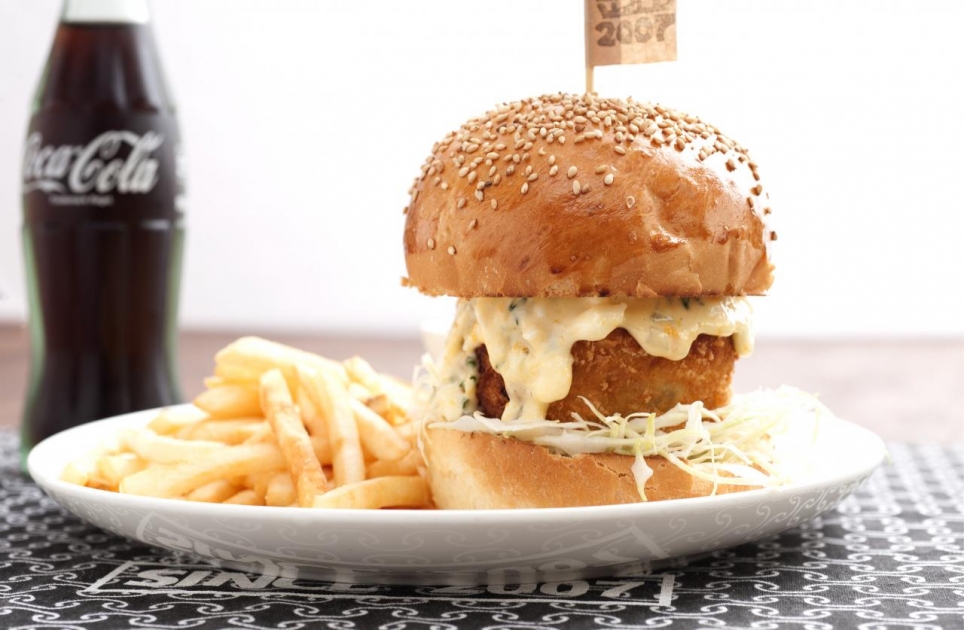 ザ・バーガーハーツ （The Burger Hearts） | さんりく旅しるべ